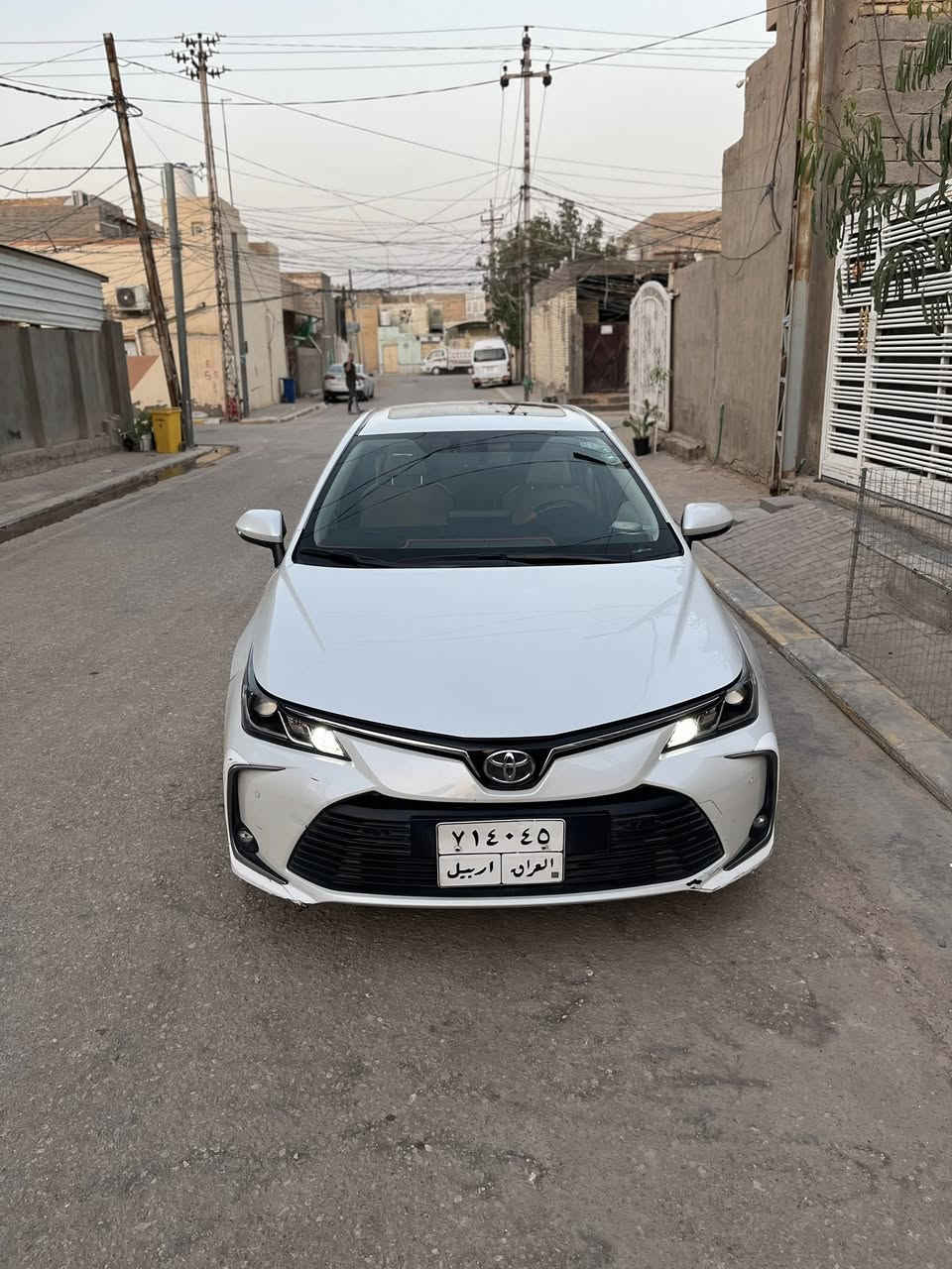 تويوتا كورلا -  Toyota coroll
مديل 2022
نضافه 90‎%‎
فتحه 
بصمه 
تبريد قطعتين 
كراسي مدوشمه جلد 
تحكمات ستيرن 
دخول ذكي
كامره خلفيه
دشبول دجتل 
مري شفط 
بيها بارد بالجاملغ والباب شي بسيط 
سيارة نضيفه وبيها بعد مواصفات والسعر 165$
للتواصل ***********
