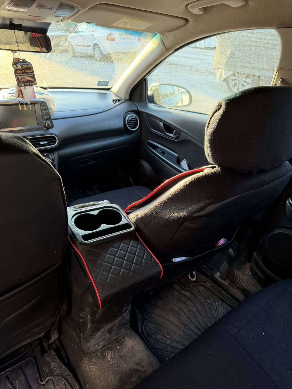 السلام عليكم كونا موديل 2019لون اسود داخل قماش بصمه تدفىه كشنات رادارات اماميه حساسات مثبت سرعه كامره خلفيه مثبت مسار تحكمات ستيرن وضعيات قياده قطعتين تبريد بصمه بيبان شاشه ابل كار بلي السياره بسمي تحويل ثاني يوم وارقام جديده سياره جاهزه مجهزه  للاستفسار ***********
