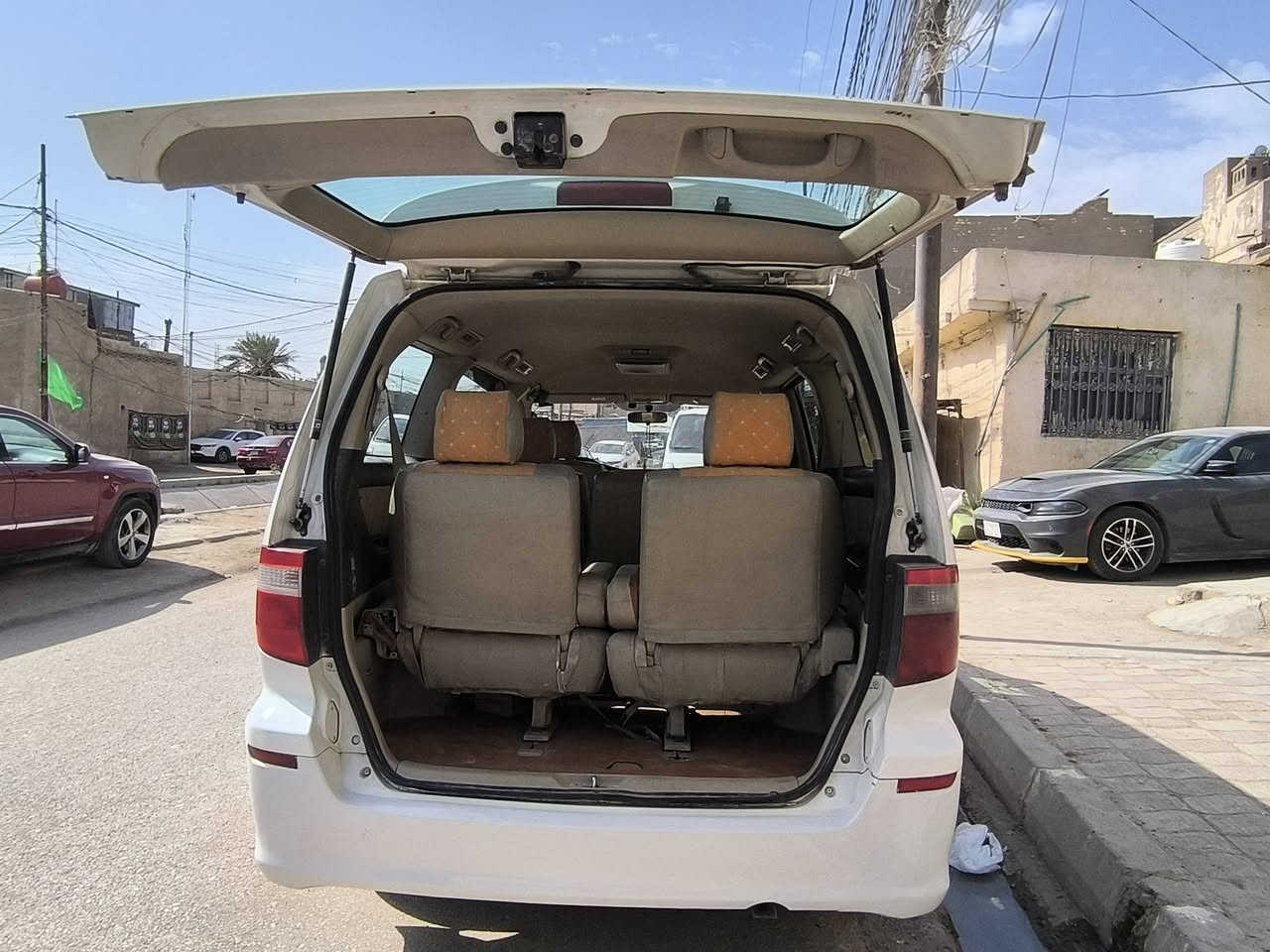 السلام عليكم متاح سياره تيوتا الفارد 
السياره سبعه راكب 
حجم المكينه 2400
مدوشمه جديد 
مديل 2004 لون ابيض 
مكفوله من الصبغ والضربه من عدا الدعاميات مصبوغات
مبدل مكينه جديده قبل شهرين 
كهربائات كلها شغاله 
تبريد جاهز 
تخم تاير 
باتري جديد 
السياره باسمنه 
حداديه جديده 
السياره ماعيزه لو الف دينار 
سنويه لغايه 2027
السعر فقط. 120 ومجالها قليل والشراي يدلل 
عنوان السياره بابل القاسم.. قرب المستشفئ 
للتواصل اتصل عله الرقم ‏‪0781 530 5010‬‏ خاص ماعدي
