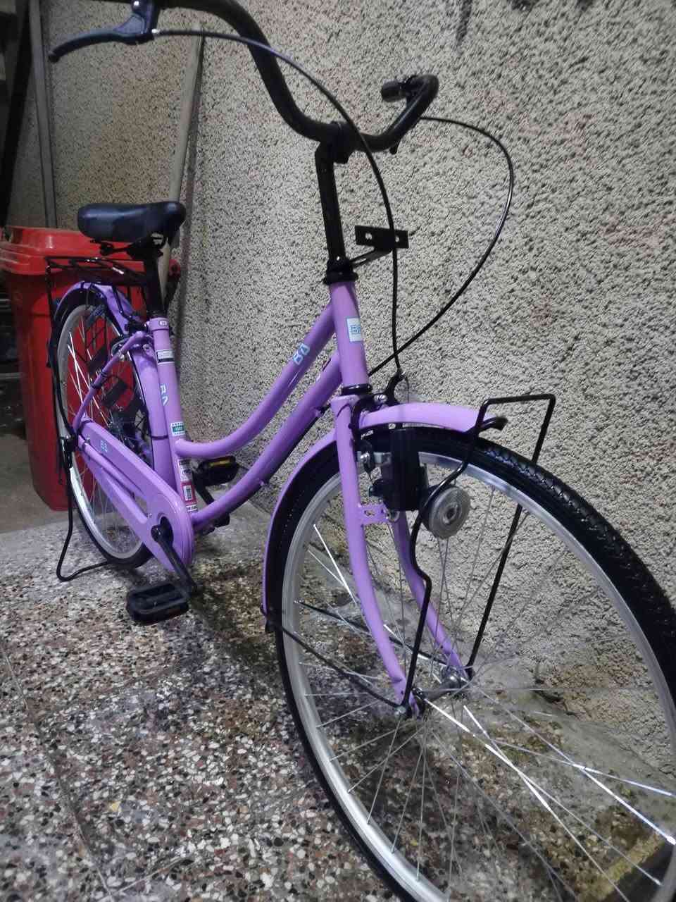 السلام عليكم عندي بايسكل اللبيع بناتي حجم26 مكان بغداد العبيدي السعر خاص الرقم ***********
