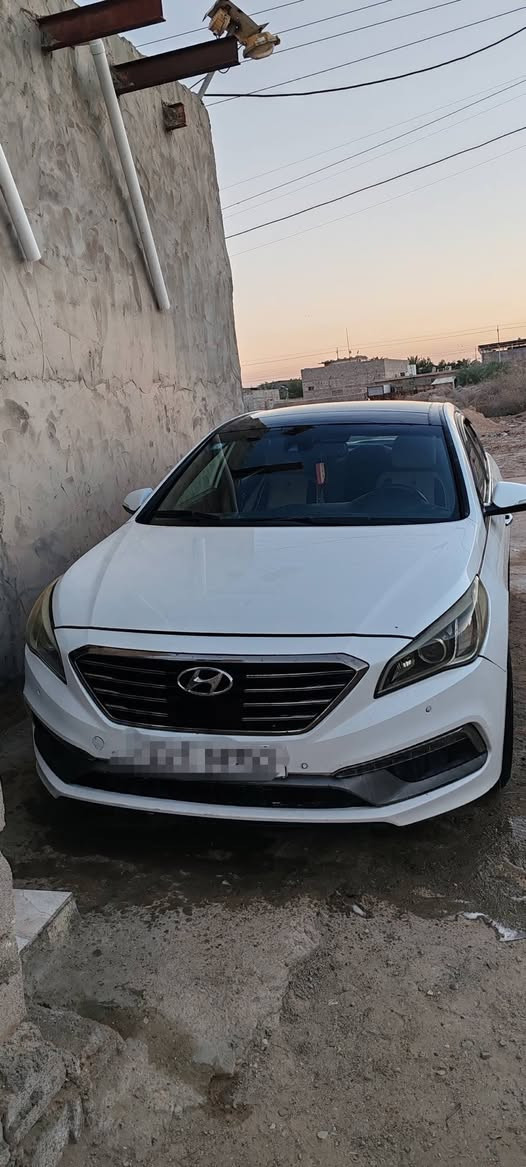 سلام عليكم
سياره سوناتا 2015 وارد أمريكي فول موصفات السيارة كامله من كل شي تخم تايرات حداديه مكفوله من الضربة والسونار موجود السيارة بيها صبغ بل باب الورا ربعة والبنيد مبدل الأصلي بسبب جراد مكاني بصرة ابو الخصيب
السعر  136 $ بيها مجال قليل
السيارة ب اسمي التحويل ثاني يوم
الرقم : ***********
