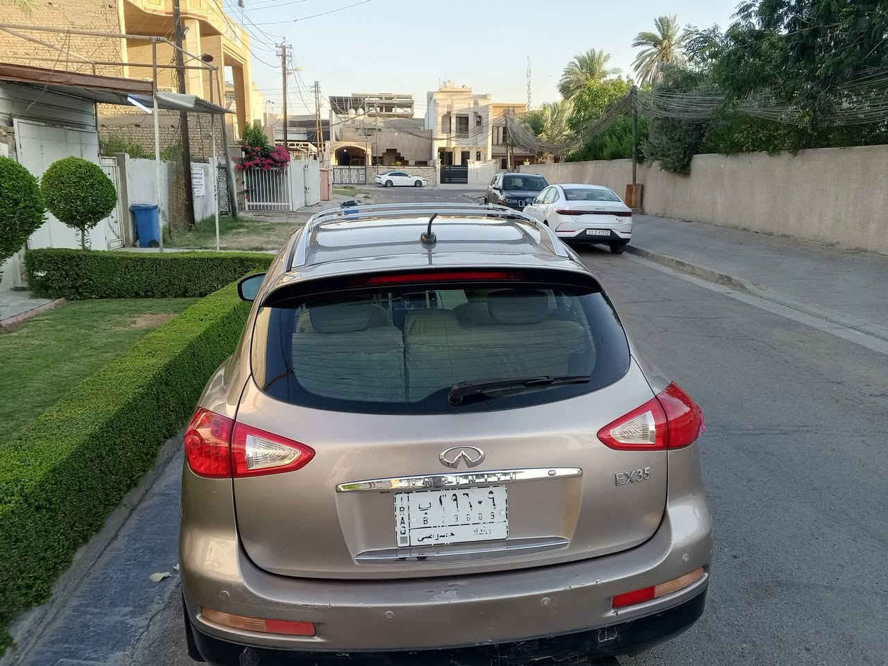 السلام عليكم للبيع او مراوس
انفنتيE35 موديل ٢٠٠٨ فول مواصفات للخير 

سياره جاهزه ما بيها نقص برغي شرط كلها

محرك وكير بلادي ٦ سلندر جدد مكفولات 

سياره حادثها جاملغ وبنيد فقط بدون دواخل

صدرين جدد تخم تاير جديد تخم ويل اصلي 

سياره جديده مال جناي رقم بغداد تحويل مباشر

مواصفات فول للخير كلشي بالك بيها اعلى فئه 

السعر 90 ورقه وبي مجال للشراي انشالله 
للاستفسار ***********
