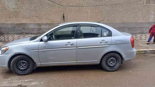 السلام عليكم سياره اكسنت موديل 11 سياره بيها بس بنيد السياره بأسمي كير مكينة مكفولات 
العنوان البلديات اليوأن شارع 30
سياره معروضه ب٩٠ وبيها مجال 
رقم الهاتف ***********
