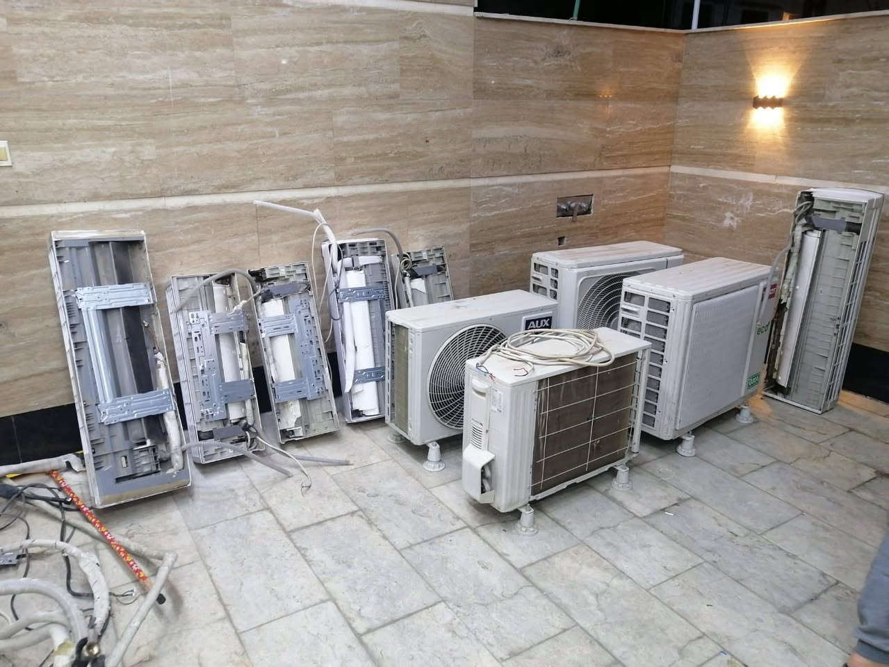 لحمد لله دائماً وأبداً.. > تم بحمد الله إنجاز العمل بفتح السبلت في منطقة الكرادة، والتوجه الآن لمنطقة السيدية للمباشرة بعمليات التركيب (الشد).
مستمرون بتقديم خدماتنا:
غسل وإدامة الأجهزة بأحدث الطرق لضمان أفضل أداء.
اخوكم ابو علي ***********
***********
