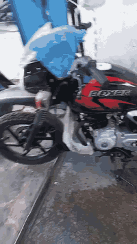 سلام عليكم دراجه بوكسر هندي زيرو اكرر هندي اصلي مو الصيني هاي الرقمهة اربيل هندي زيرو رقم بغداد مديل 25 شهر 4 توثيق موجود وسنويه موجوده الدراجه جديده ماشيه 17 فقط مكفوله كفاله عامه سعرهة غالي لجناي فقط رجان الي مو شراي يعبر المنشور عندي عمليه وريد ابيع اترجاكم مكاني بغداد ‏‪***********‬‏ متواجد خاص
