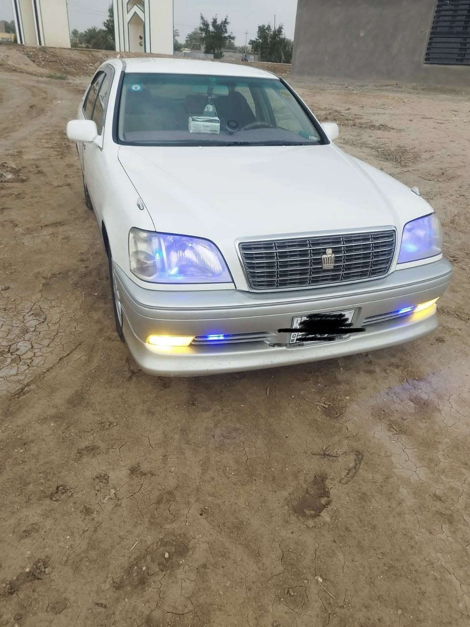 ملكة جنون 2000
مكينة  d4 الكبير 
رقم انكليزي بأسمي تحويل ثاني يوم 
كير ومكينة وحدادية خير من الله 
السيارة مكفولة كفالة عامة 
مكفولة اصويليات وحادث وكص ونقل جثة
سنوية تنتهي 2030 مشروع وطني 
السيارة احلى من الصور  
....................................................
مكلف بالنشر 
للاستفسار الاتصال على الرقم 
***********
