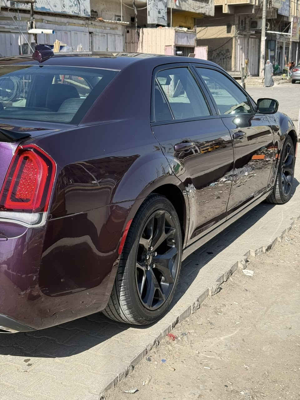 ‏سلام عليكم أوباما موديل 20 حادث بنيد ‏فقط والباقي كفالة 
‏سيارة ￼ الجديدة ماشية 80 رقم بغداد  
***********￼￼
