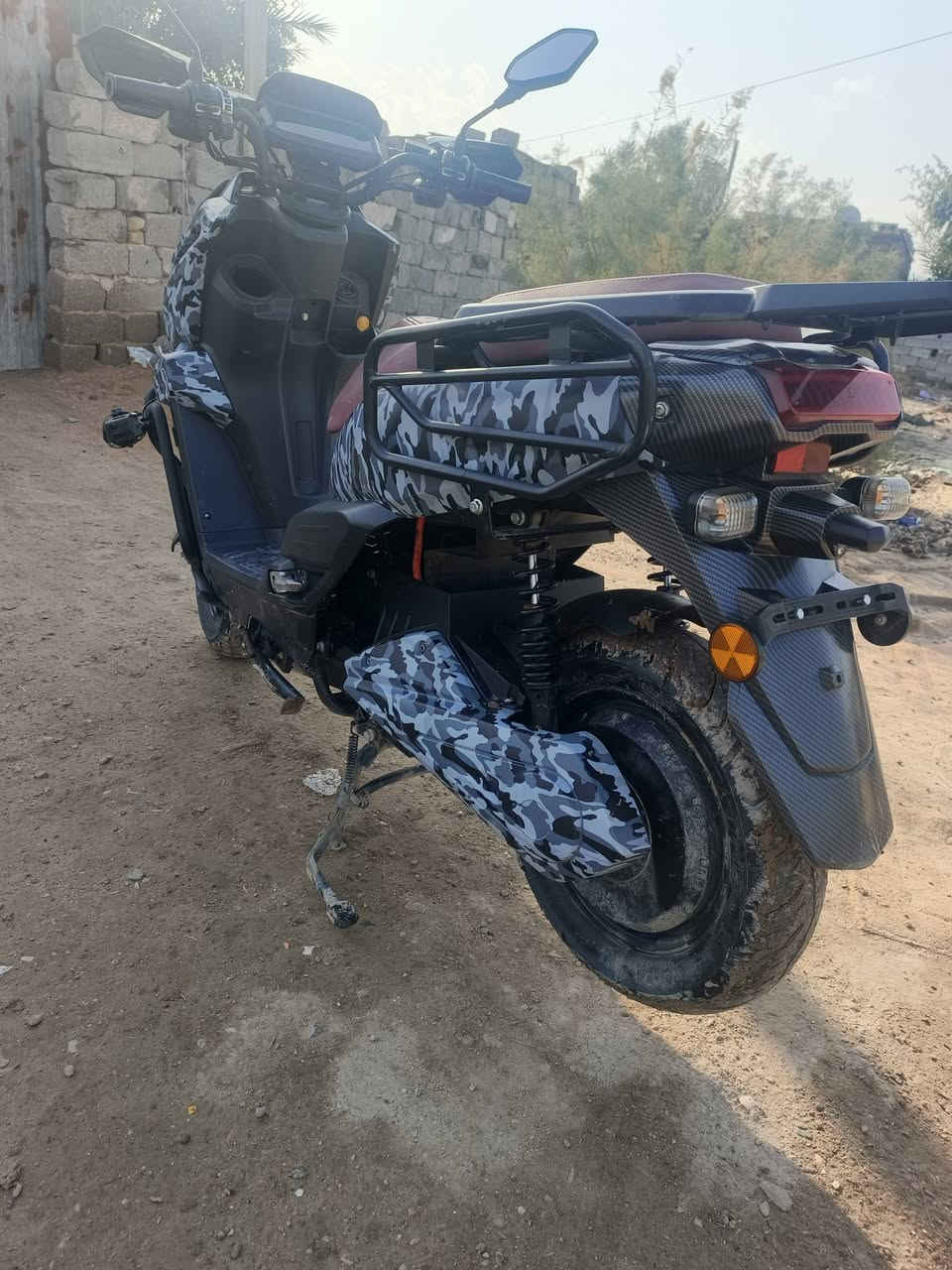 سلام عليكم دراجه شحنه اباتشي 6 بطاريات جدد موديل 25 نضام R سرعه 120 تلاث نمر تايرات جدد
سعر 900 وبيه مجال رقم ***********/***********
