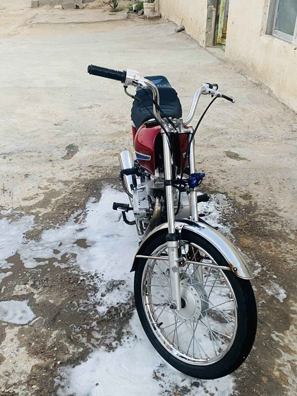 دراجه ايراني قبل فتره مجفته حلوه مكينتها  اوراقها ضايعه بيه ختم شاصي وبليته ابيع ادوات سعر475وبيها مجال بسيط ..


**إذا كنت صاحب هذا الإعلان وتريد حذفه لأي سبب، رجاءا أرسل رسالة إلى الدعم الفني**