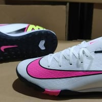 وصول وجبة جديد اصلية أحذية ♥️ اير زوم +++ ميسي جميع القياسات  متوفر تو...