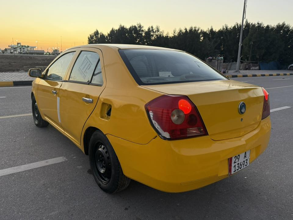 اللهم صلي على محمد وال محمد 
جيلي MK2012 رقم واسط دولي مكينه كورلا 1600كير عادي السياره منظومه غاز 60لتر تبريد ثلج حداده كامله تخم تاير جديد كهربائيات شغاله مكاني الكوت السعر 38وبيها مجال ‭
‭٠٧٨٨ ٤٦٦ ٦٠٧٦
