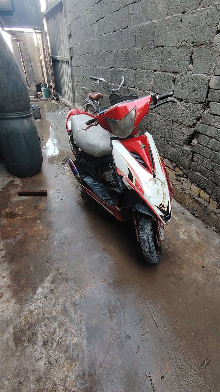 سلام عليكم دراجه  ثعلب مفتوحه مره واحد بس كهربائيات بسيطه  لا تبخر ولا تنقص دهن ولهندر مالها مسحوكه بيع مستعجل تصال علا هذا الرقم ***********

