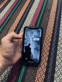 ايفون ١١ • ١٢٨ • بطاريه ٦٢