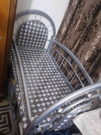 جربيه طفل • ١-٦ سنوات • هزاز