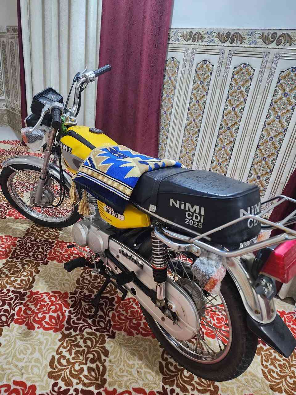 سلام عليكم 
دراجه نامه للبيع موديل 25 اوراق دراجه تخبل مكان بابل محاويل سعر600 وبيه مجال الرقم ***********
