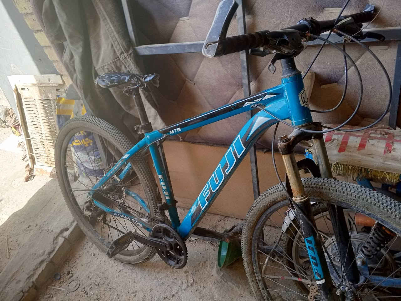 غراض للبيع


**إذا كنت صاحب هذا الإعلان وتريد حذفه لأي سبب، رجاءا أرسل رسالة إلى الدعم الفني**