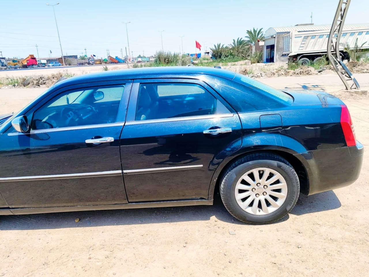 سلام عليكم  اخوان عندي هاي الوبامه الموديل 2010  سياره جديده  ونضيفه.  ساره  ستخدام شخصي   صدر خلفي امامي  مكينه كير اكسن  كله كفاله تخم تاير 18 ويل كروم لايت زنون  وبلعافيه عل ياخذاه  سياره موجوده بلعماره قلعه صالح  سعر 127 وبيها مجال    ***********
