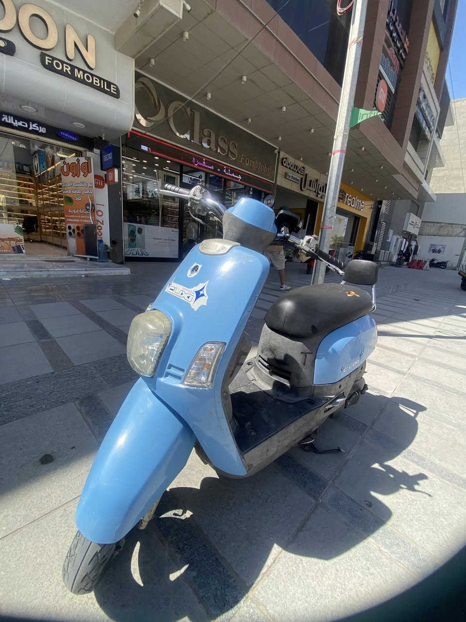 السلام عليكم
بوليس للبيع مابيها ولانقص جاهزه الدراجه سستم صوت بلصندوك وياها
كامله من كلشي سعره مليون وبيها مجال داخل رصاصي
مكاني بغداد زيونه 
***********
