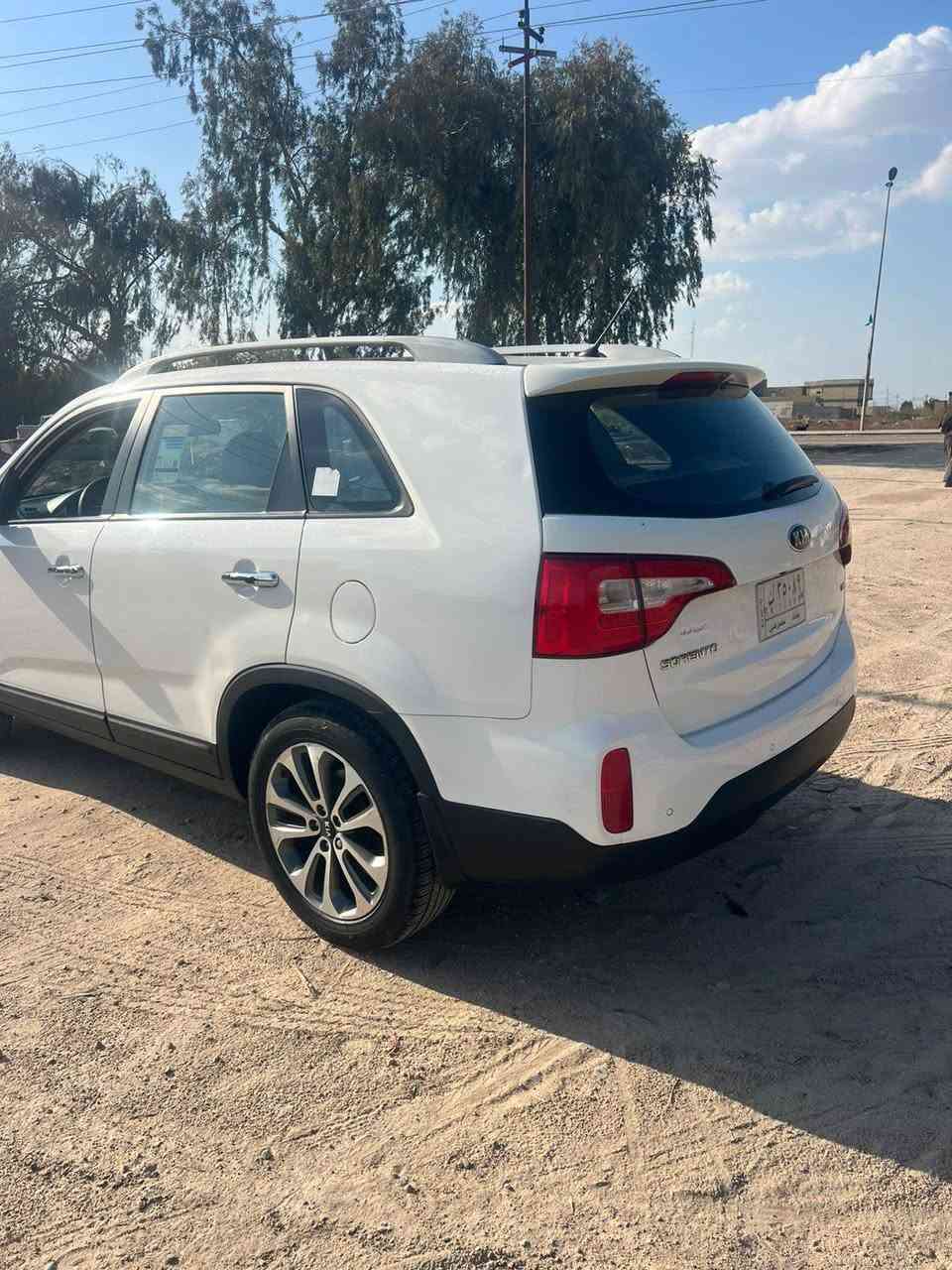 سورنتو للبيع 2015
مكفوله كفاله عامه. 
السياره جديده. 
 السياره علئ وضع الشركه. 
محرك 3500 6سلندر
7راكب بنوراما
للستفسار ***********

 #لاتفوتكم👋
