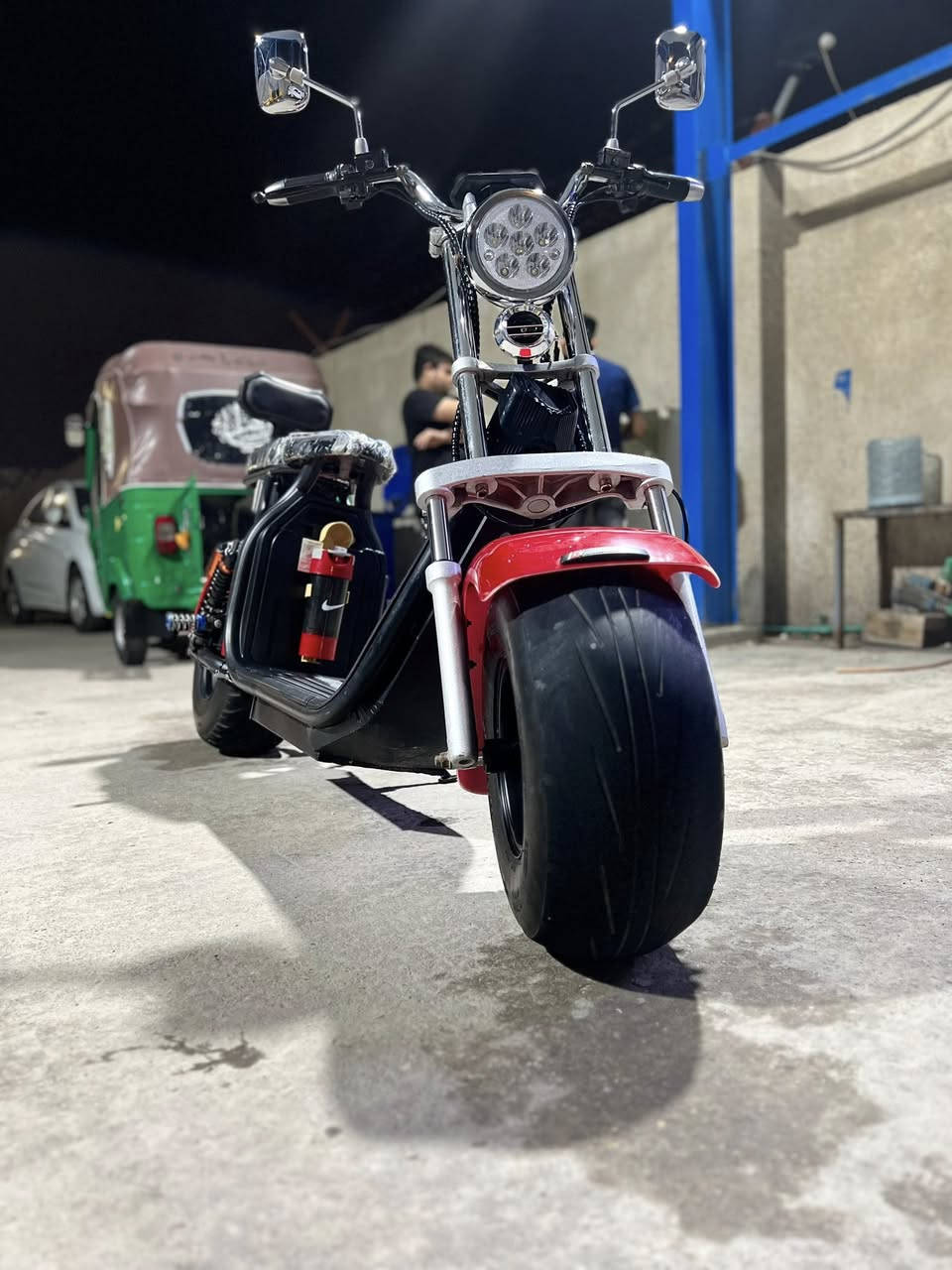 دراجه شحن. انتيكه بس البطاريات يرادله السعر. مليون ونص الشراي يتصل ***********
