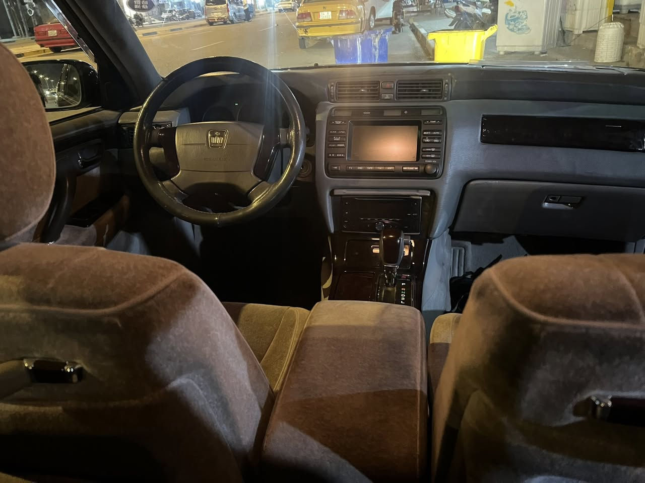 جنون اسود حاويه بدون لا كصه ولا ضربه ادوات ادوات كرستال اصل اربع دكم محرك D4 سياره جاهزه 
مكانها البصره القبله 70بيها مجال 
***********
***********
