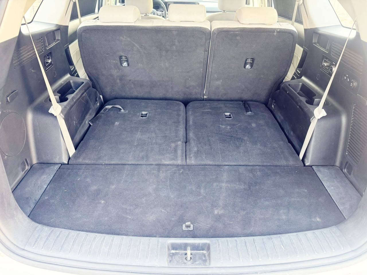 للبيع سورنتو موديل 23
رقم بغداد دولي الجديد 
ماشيه 30 الف مواصفات 
فول مكفوله كفاله عامه 
سياره خليجيه جديده 
السعر  280  ورقه 
وبيها مجال الشراي
الأتصال على الرقم 
مكلف بلنشر اتصل 
***********
