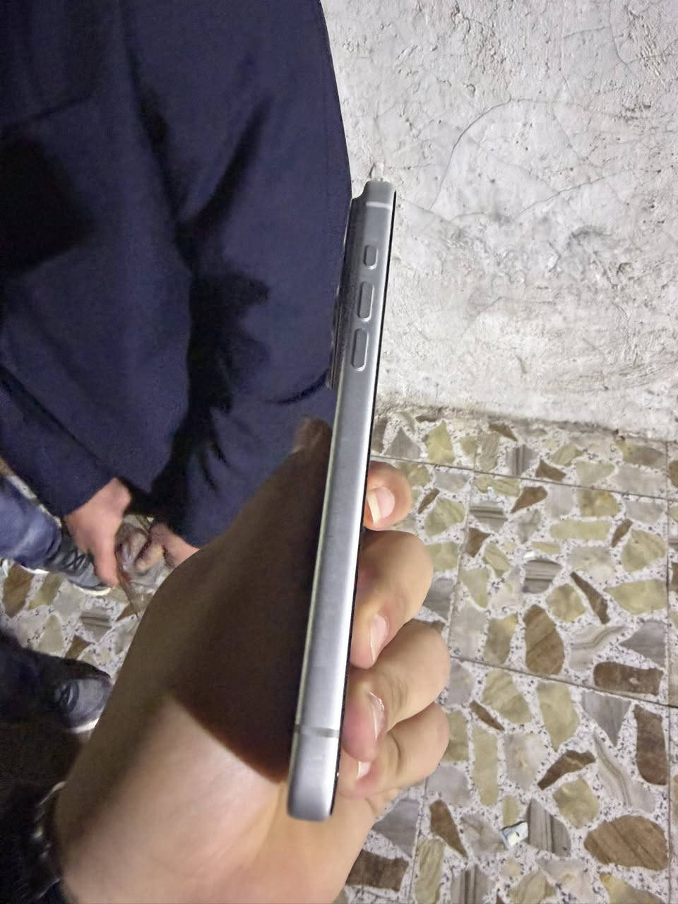 للبيع ١٧ برو ماكس ايسم
مشحون ١٦ مرة مكاني بغداد حي اور أو او شيخ عمر 
السعر ١٨٧٥ وبي مجال *********** 
‏***********
