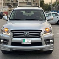 لكزس 2014 خليجي محرك 8 سلندر السياره جاهزه من كل شيء خير من الله مكان ...