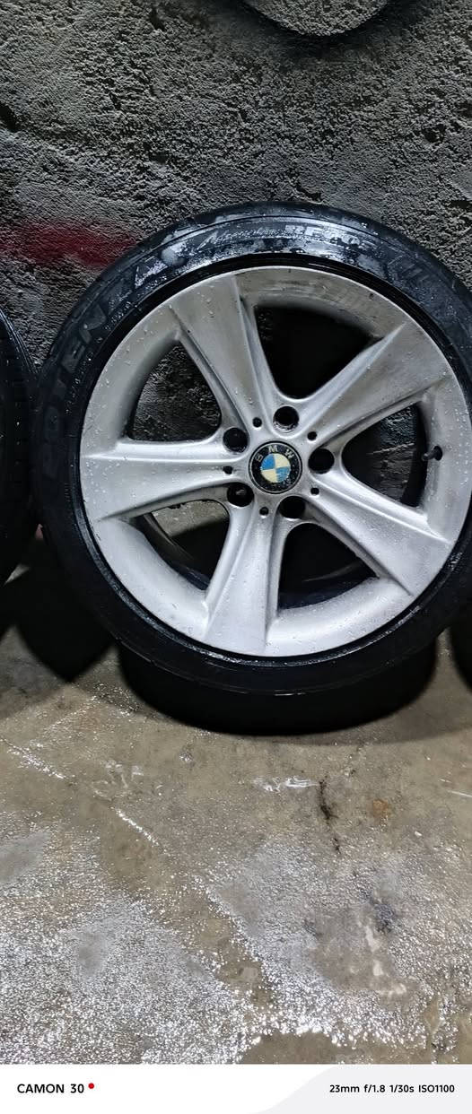 تخم ويل هامان 17 وتخم تاير جديد توني شاده للبيع
ملاحضه بي تصليح واحد هوا مو تصليح بس جرخه
مكانه بصره ***********
