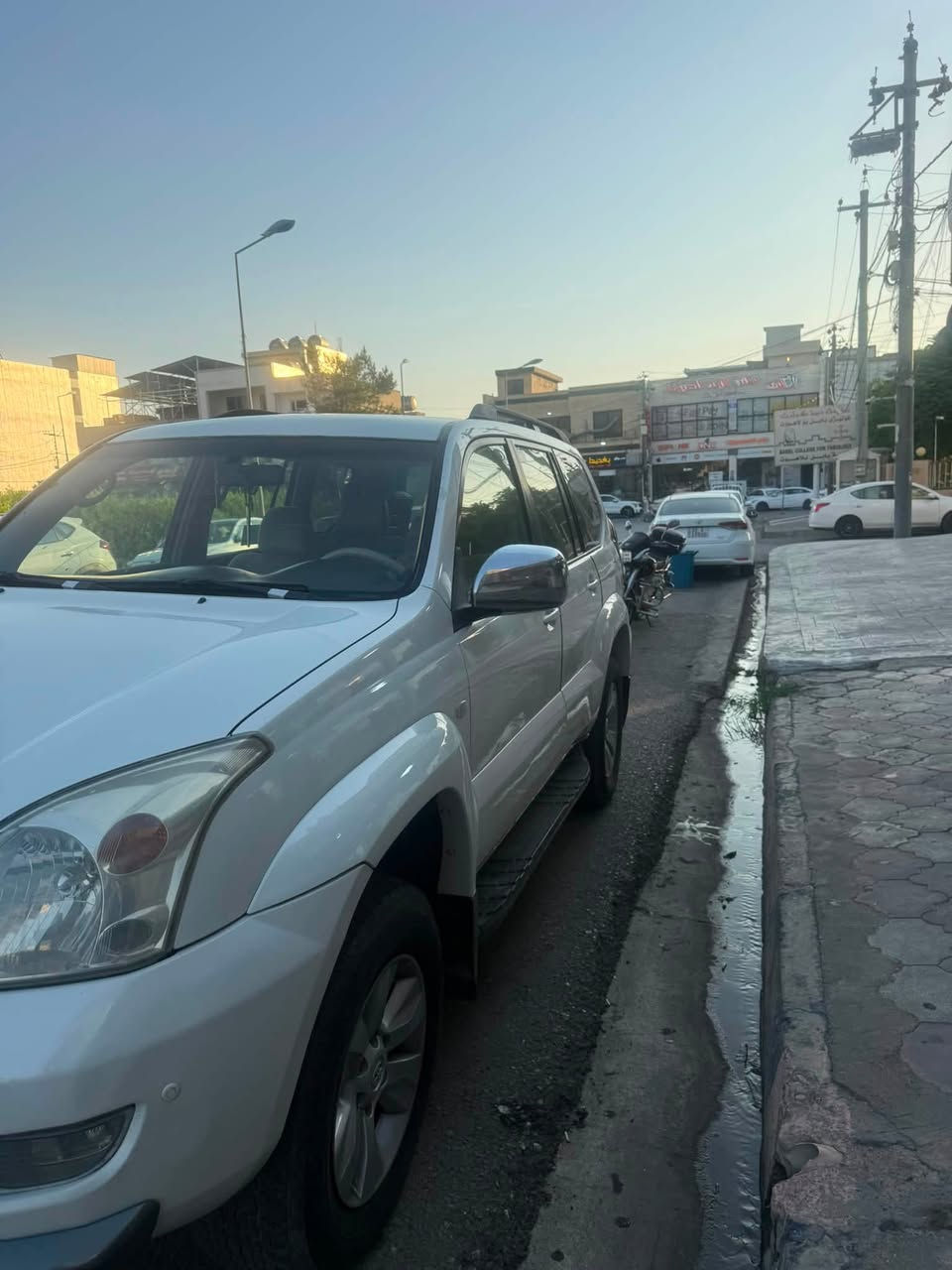 برادو 2006vxr منضومه غاز إئطالي دبل تانكي 200 لتر سعه المحرك4000cc مكفوله من الضربه حداديه صدر تبريد 3 قطع ثلج كير ومحرك تايرات جديدا بشرط دبل 4+4 اكسن بشرط رقم شمالي ومميز وياها بسعر 145 ورقه ***********
