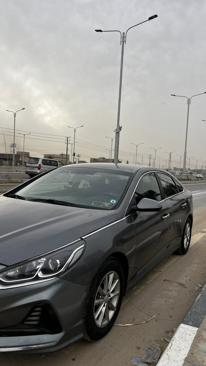 🔲سوناتا وارد أمريكي gdi
🔲موديل 2019
🔲ضرر امريكي حادث سطحي بنيد ودعامية فقط 
🔲موصفاتsel
🔲بيها تبديل جاملغ امامي جهت سائق
🔲بيه شخوط بجانب حسب ما موثق بصورة 
🔲 دعامية بيه كسر زغير 
🔲ماشية 150الف ميل
🔲مكينة في حالة جيدة
🔲كير في حالة جيدة
🔲تبريد منضومة كاملة وجاهزة
🔲رقم جديد مع سنوية وهزة صار شهرين من كملتهن 
🔲سيارة باسمي مداور ثاني يوم
🔲سعر 130 وبيها مجال
🔲***********
🔲مكاني النجف الأشرف 
وتعجبة سيارة يجي يكلب ويشوف ومايكون خاطرة الة طيب
