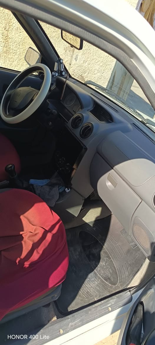 السلام عليكم
سايبا للبيع فقط 21 للبيع كفالة كير ومكينة شواصي 

بيها فقط هاي ضربة الي موضحة وممصلحها سيارة بلكات جدد واير بلك جديد دسكات وتايرات جدد حدادية 80% تبريد ثلج

مكاني كربلاء ورقمها كربلاء وراعيها يريد مداور مابيها مجال اكثر من شهر شهرين سعرها 57 وبيها مجال ان شاء الله 

مكاني كربلاء طريق النجف عمود 1180 الرقم فقط واتس مابي اتصال وماسنجر مفتوح 

***********
