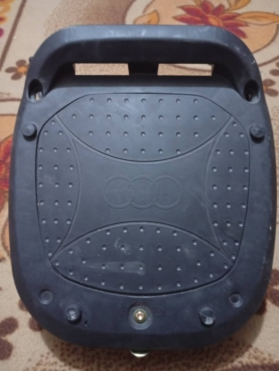 سلام عليكم
غراض دراجه ماكس منغولي 
مال حاويه شرط الثقيل تجي وشوفهن نضيفات كلشش
وياله اثنين واحد رياضي خلفي 
ولامامي بلاد مال حاويه 
صالنصه كاتم نقطه لحيم مابيه الاصليه مال حاويه
كاسه كامله جاملغ امامي مابي لا كسر ولا شخط تجي شوفه

الصالنصه 20 وبيه مجال 
لكاسحه 15 الف 
الوياله الواحد ب10 
العنوان الناصريه مركز
*********** واتساب واتصال
