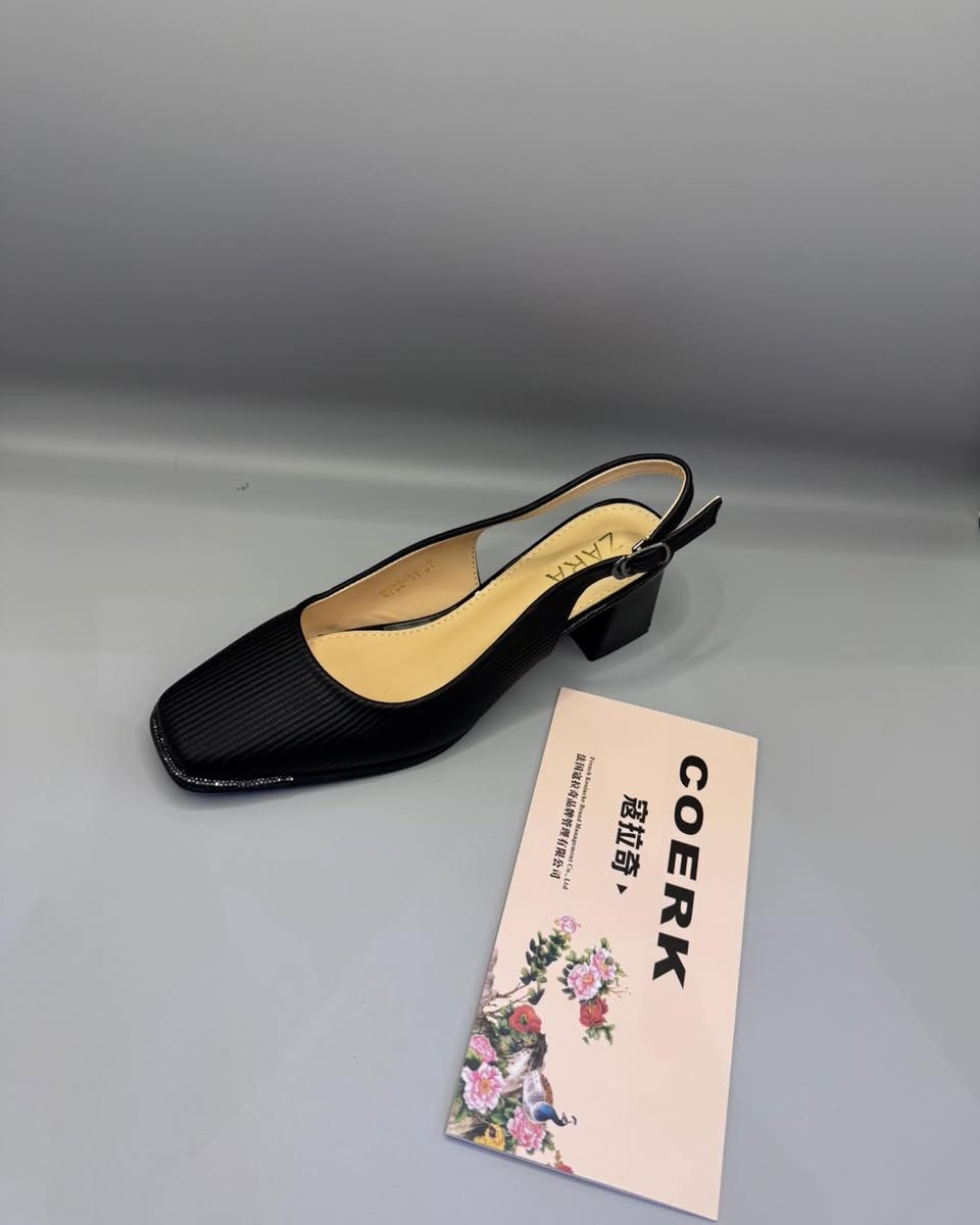 وصول موديلات جديده 
حذاءكعب 
علو5سم

دبان طبي
#موجودخدمة توصيل 
#احذية الخلخال  
مول الحارث الطابق الارضي
#تابعونا علئ الانستكرام 
https://www.instagram.com/khelkhal_shoes_1?igshid=OGQ5ZDc2ODk2ZA==


**إذا كنت صاحب هذا الإعلان وتريد حذفه لأي سبب، رجاءا أرسل رسالة إلى الدعم الفني**