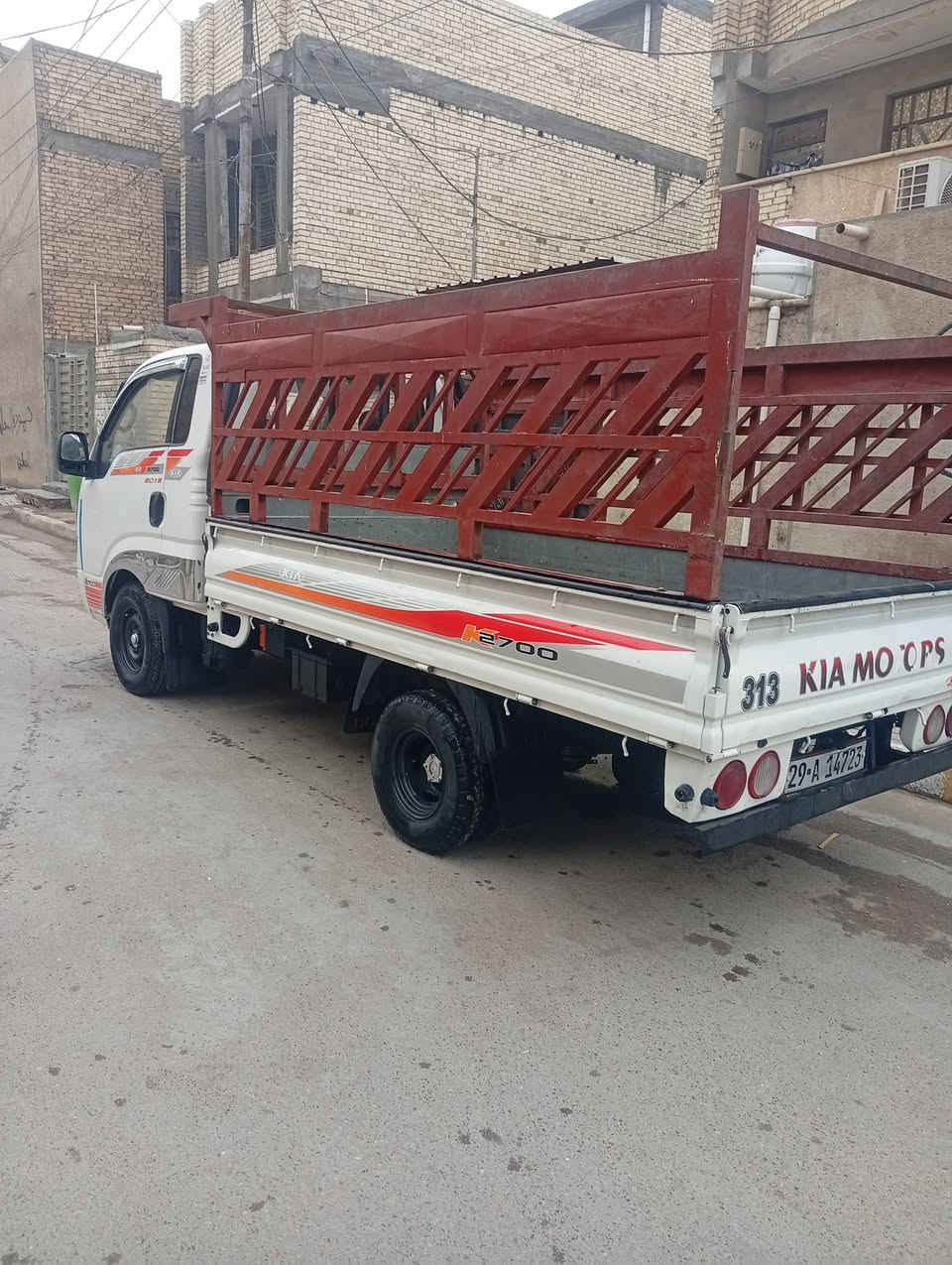 سلام عليكم كيا حمل البيع موديل 2012رقم واسط انگليزي سنويه 2030مكينه 2700بلاديه سياره مكينه وگير واكسل وحداديه وشاصي وتخم تاير كفاله وصبغ قليل وسعر 93ورقه عنوان بغداد الشماعية والاستفسار على هذا الرقم   ***********
