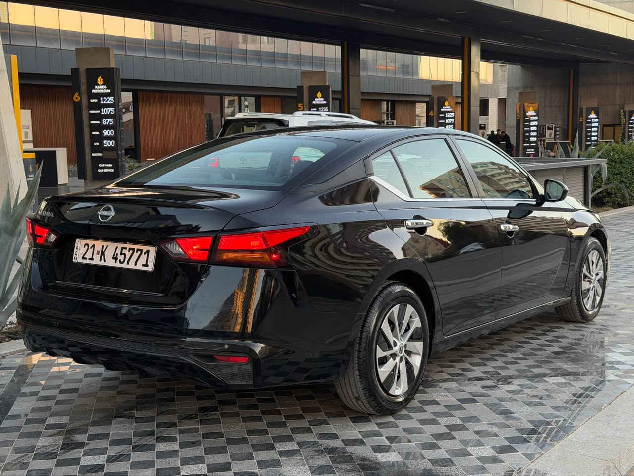 نیسان ئالتیما مواسفات 2023S
ژمارە سلێمانی و تازە رەقەم کراوە
جاملغ لای سەکن لەگەڵ بۆنیت بویاغ.
ڕادێتەر و بەرد و ڕادار و بەوامبە بیلادی و مەزبۆت، گێر و مەکینە هەموو شتی بەشەرت
ئێرباگ سوکان و یەک شان تەقیوە.
رەقەم و سەنەوەی تا 2031 تازەیە و تەحویل و غەرامە بەشەرت
سعر 156و مەجال
شوێن سلێمانی
تەلەفۆن :***********
واتسئاب مەجوود السليمانية, العراق
