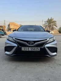 كامري. 2022 XLEللبيع سياره حيل نضيفه. حادثها بنيد وجاملغ جهة سايق  ماش...