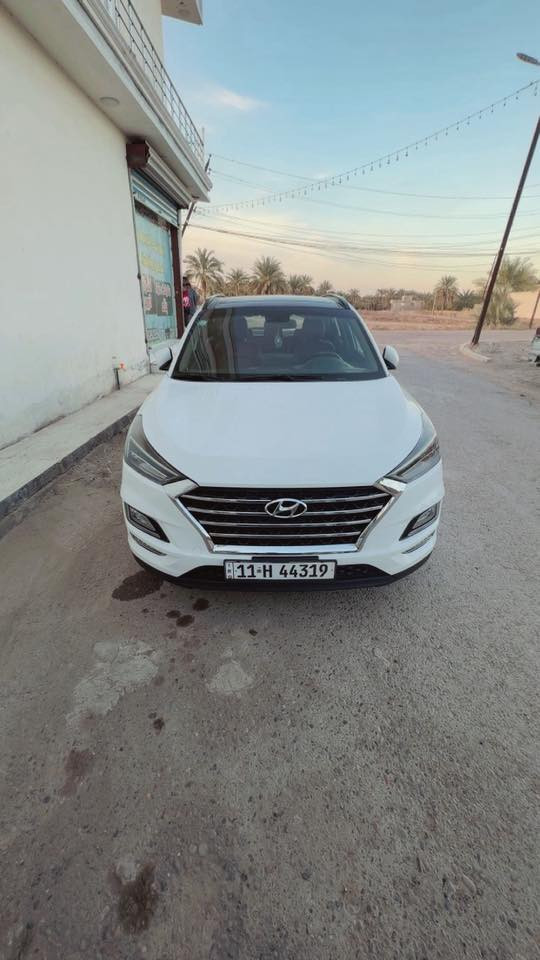 توسان موديل 20 فول موصافات مكان بغداد الدوره السياره خليجي مكفوله كفاله عامه *********** ***********
