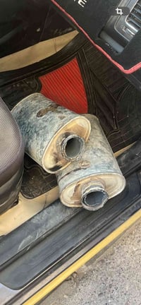 وسطيات جارجر 8 سلندر جدد ونضاف للبيع تواصل عل رقم فقط  وهذه رقم صاحبهن...
