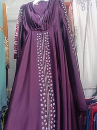 جديد • ملابس • للبيع