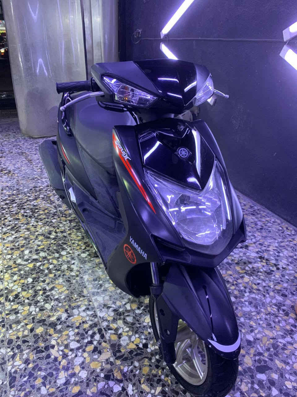 شمعه يباني درجه جديده مكفوله كفاله عامه صارلها شهرين من طالعه من معرض مكان بغداد شعب ***********
