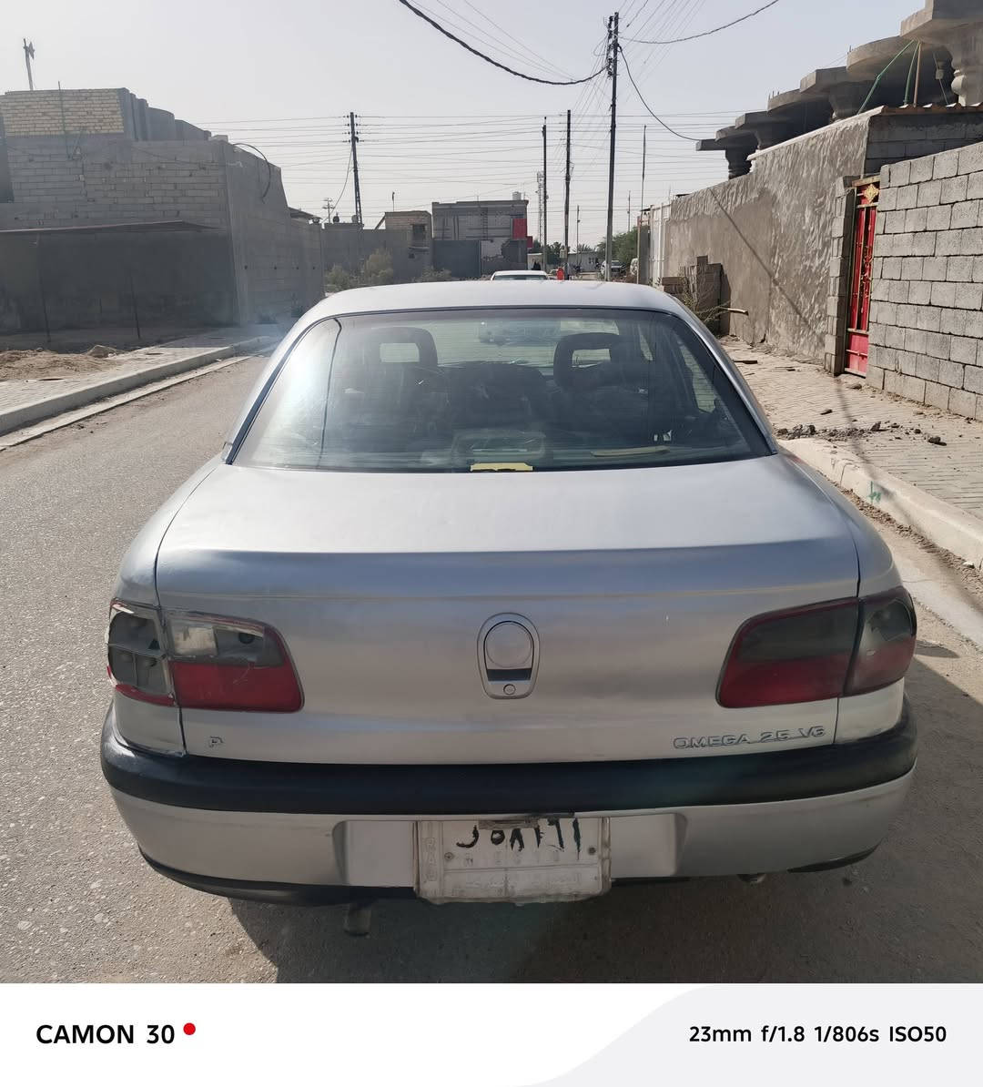 اوبل اوميكامديل 2000بسمي گيرومحرك اثنين بوضعيه جيده 30ورقه بصره قضاء الصادق هاتف ***********
