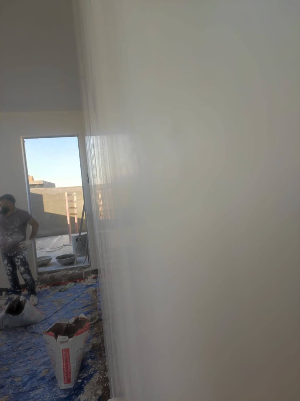 سلام عليكم كادر جص اوبورك أو لبخ ونثر وتصفير العمل بغداد فقط رقم الهاتف ***********
