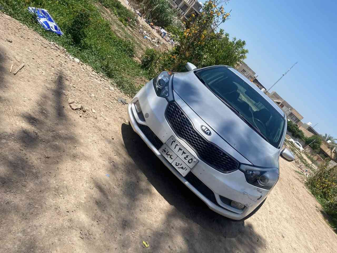فورتي 2015 وارد امريكي ضربتها الوارد جاملغ عكس السايق بيه تبديل 3 قطع جاملغين وبنيد
مصبوغه حزام اثر شخوط بيها نقوصات بسيطه تبريد ميشتغل رقم سليمانيه قديم للاستفسار الاتصال على الرقم*********** مكان السياره بغداد سونار موجود  السعر 82 وبيها مجال مستعجل ع البيع

