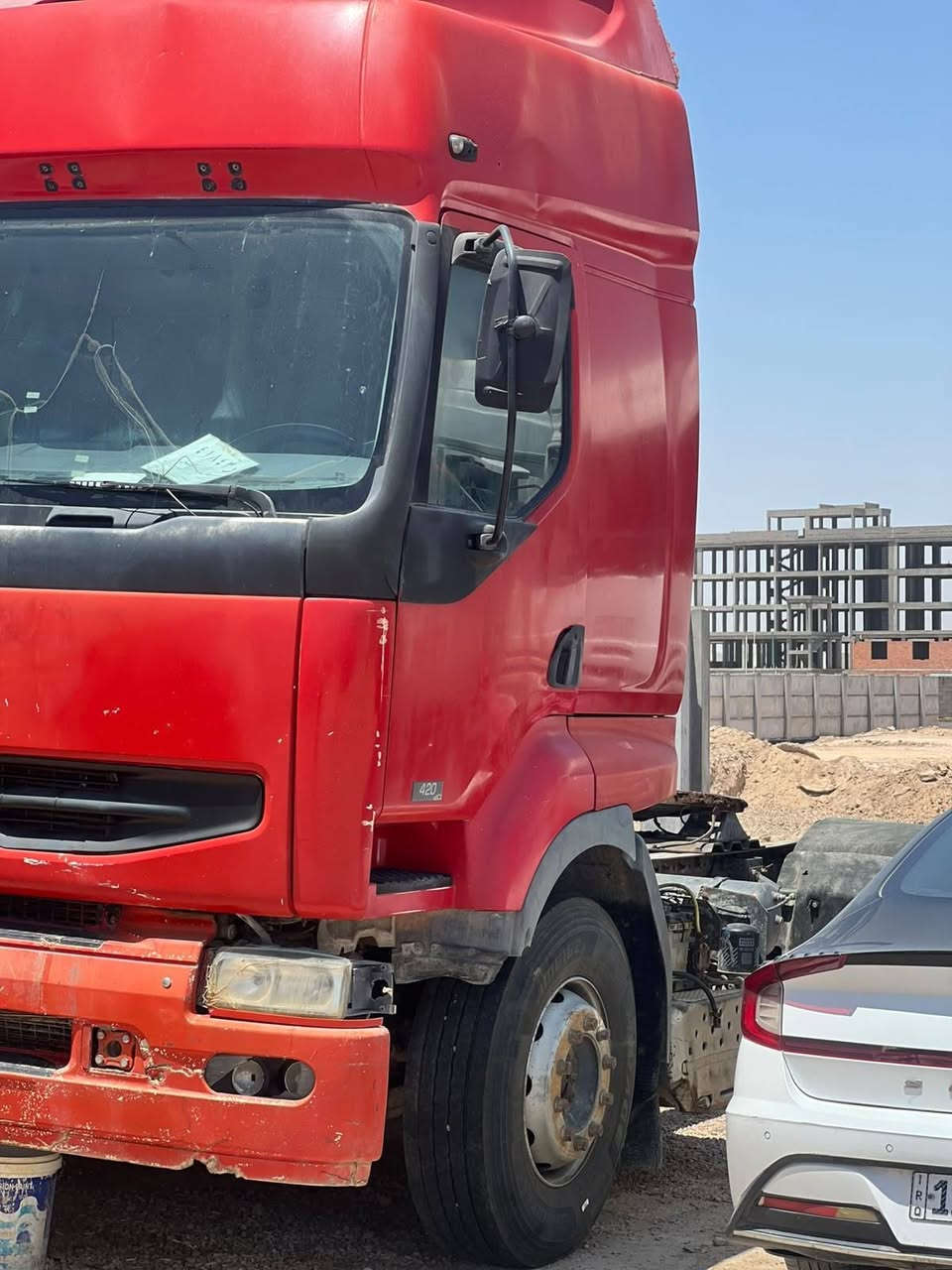 أهلاً وسهلا بكم في معرض الاحلام ✨
معرض_الاحلام_البيع_وشراء_المعدات_ثقيله🚛🚜🏗

رينو 2001 للبيع

حجم 420 كير 4+4

مكينه نضيف 

سياره جاهزه الشغل 

تخم تاير 

تبريد بس يرادله غاز

كهربائية جاهزه 

انجكتر بلادي 

شاصي نضيف 

السعر ولاستفسار ***********☎️اثير الفهداوي 
ـــــــــــــــــــــــــــــــــــــــــــــــــــــــــــــــــــــــــــــــــــــــــــــ
يقع معرضنا في الفلوجة، ضمن منطقة المعارض، على الخط السريع. نحن متخصصون في بيع وشراء سيارات Mercedes Benz.
للاستفسار، يُرجى التواصل معنا على الرقم:                   ،، ***********📞📲
اثـير الفهداوي  ✨

