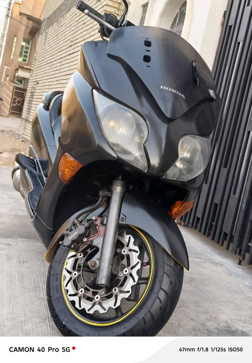 شباب دراجه فورزه صفر 10 للبيع لدراجه مكفوله مكينه وكير  لكفرات نضيفه بس نقص لتريشه ليسره هم موجوده بس طاكه من نص حبايب لدراجه مسويلها ادامه كلها من كلجات امامي وخلفي وبلك جديد ودهن جديد ومي راديتر كامله مكمله ترايك وين متريد لسعر 15 ورقه وبيها مجال للشراي مكاني بغداد ابو غريب للتصال *********** متواجد عل ماسنجر
