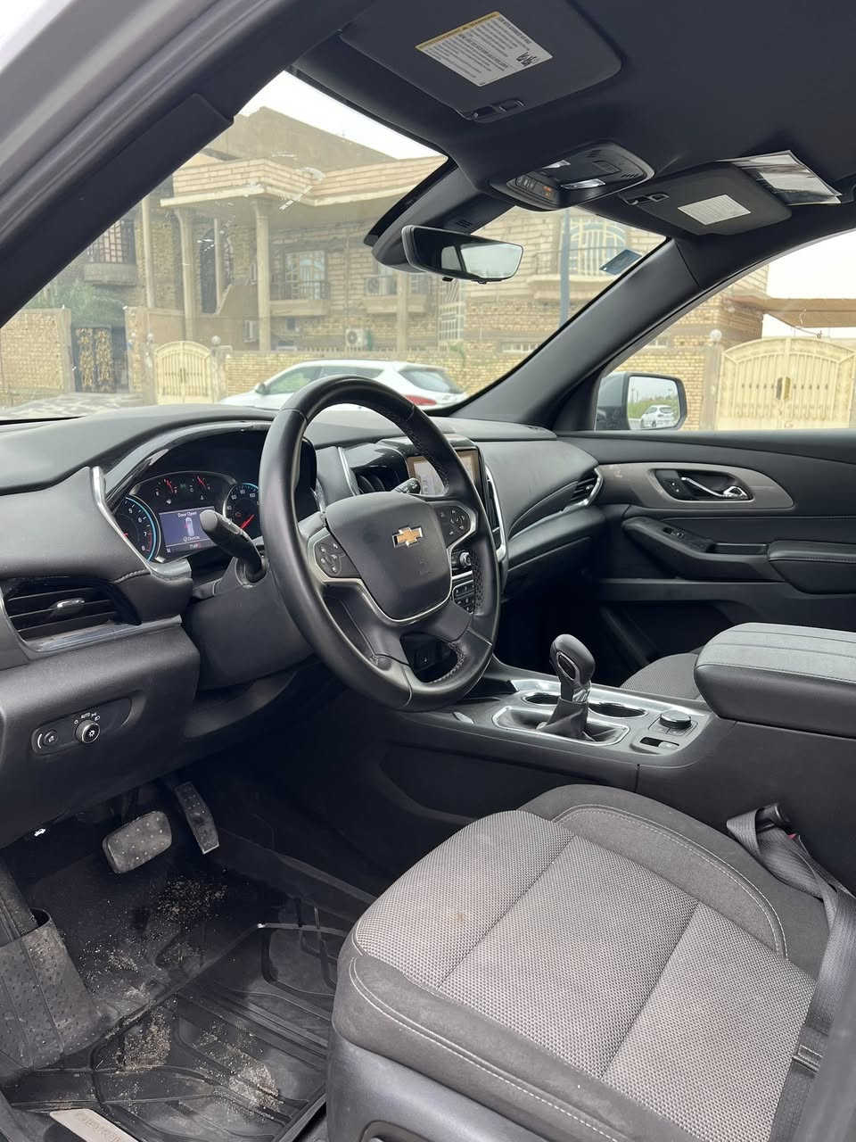 سلام عليكم البيع شفر ترافس 
مديل 2023 دخول جديد 
موصفات 1/1 عده البنرامه 
السيارة جديده جد ماشيه 7 الف اخت الزيرو
السعر 245 وببه مجال مراوس حسب 
مكينه 6 سلندر 
حره بسمي تحويل ملكيه 
امركي حادث بجم بدون شاصي وبدون الغد 
العنوان البصرة جمهورية 
الاستفسارات ***********
وات ساب ***********
