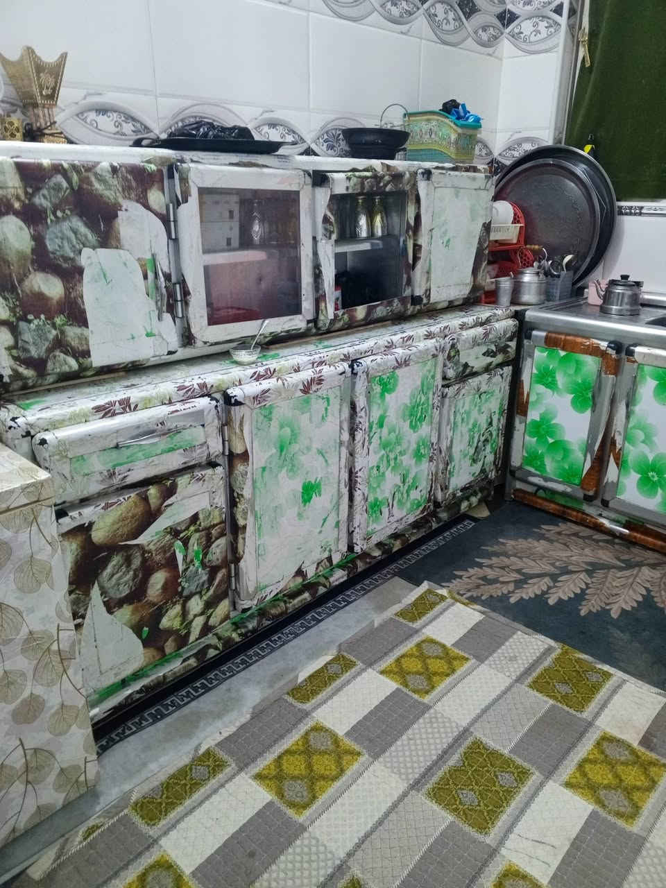 كاونتر للبيع السعر 200 وبيه مال ***********
