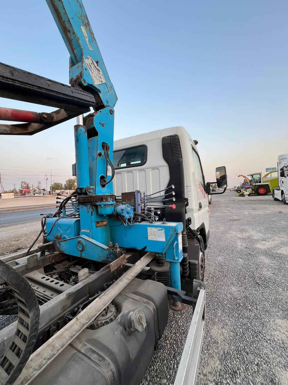 کنترالبیع کرین خمس سلات رەمپ سعب بیلادی مۆدیل2011  ***********
