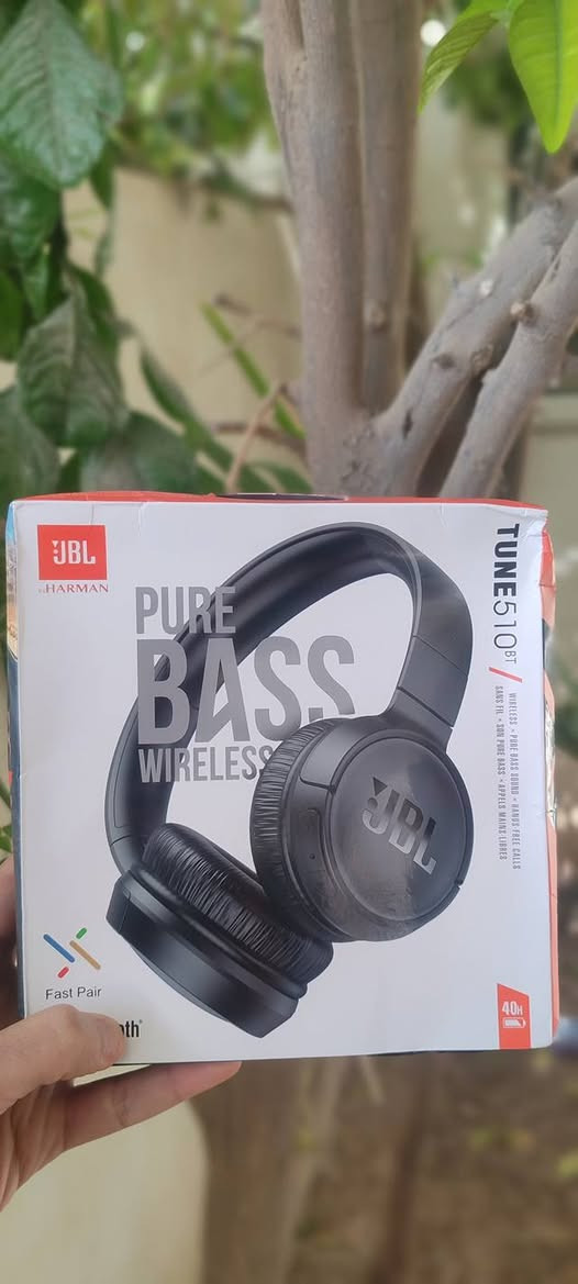 Jbl 510 BT 🎧🔥
JBL Pure Bass Sound
Wireless Bluetooth 5.0 Streaming
Up to 40H battery life and speed charge (5mins = 2H)

-هل تبحث عن الرفيق المثالي ليومك؟ سماعة JBL Tune 510BT🎧🔥 صُممت لتعطيك تجربة صوتية لا تُنسى مع تقنية JBL Pure Bass الشهيرة. 

- ​بطارية خرافية: استمتع بـ 40 ساعة متواصلة من الاستخدام.
​شحن سريع: 5 دقائق شحن تعطيك ساعتين من الاستماع! ⚡

- ​راحة تامة: تصميم خفيف الوزن وقابل للطي ليناسب حركتك في كل مكان.
- ​اتصال ذكي: بدّل بين أجهزتك بسهولة بفضل خاصية الـ Multi-point connection


**إذا كنت صاحب هذا الإعلان وتريد حذفه لأي سبب، رجاءا أرسل رسالة إلى الدعم الفني**